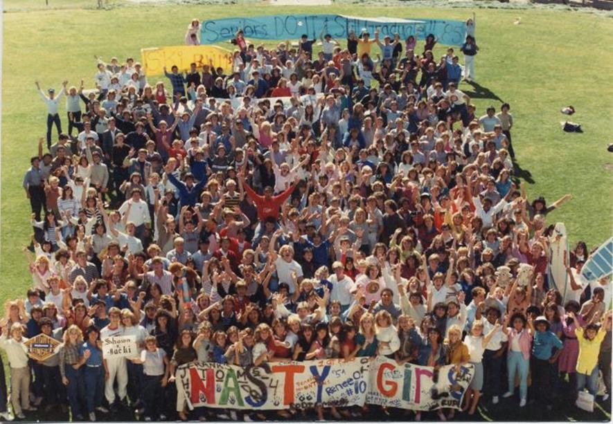 Class of 1985 senior class picture on the hill